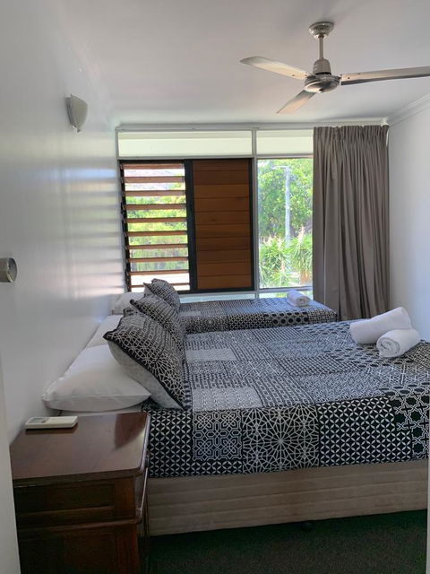 Townsville Holiday Apartments - Foster Accommodation 4