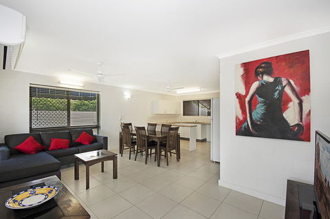 Townsville Holiday Apartments - Foster Accommodation 20