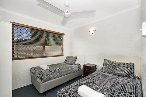 Townsville Holiday Apartments - Foster Accommodation 19