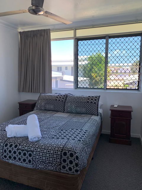 Townsville Holiday Apartments - Foster Accommodation 6