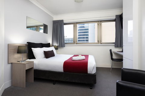 George Williams Hotel - Foster Accommodation 5