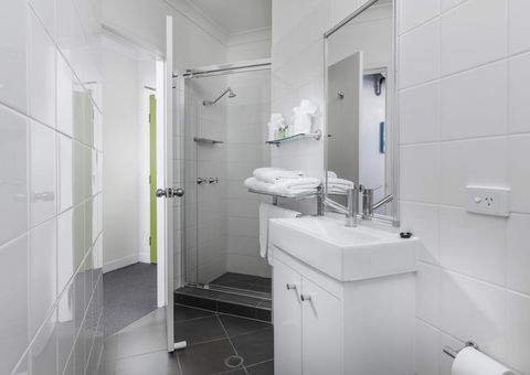George Williams Hotel - Foster Accommodation 34