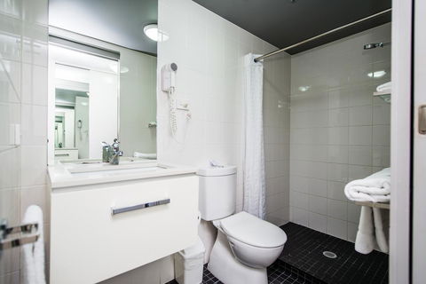 George Williams Hotel - Foster Accommodation 43