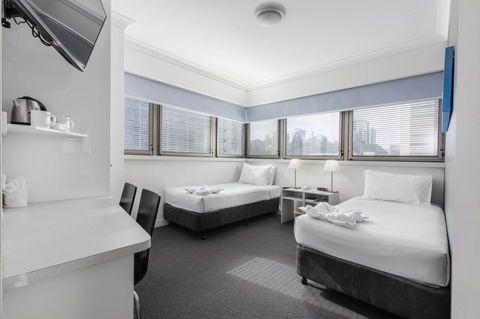 George Williams Hotel - Foster Accommodation 36