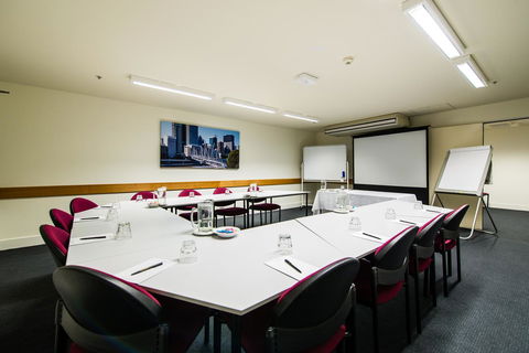 George Williams Hotel - Foster Accommodation 22