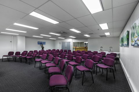 George Williams Hotel - Foster Accommodation 41