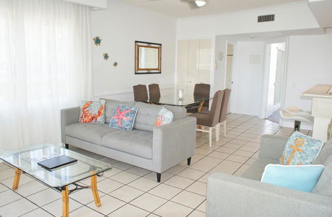 Aquarius Resort - Foster Accommodation 5