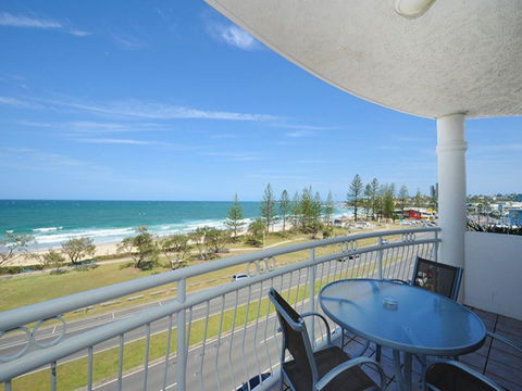 Aquarius Resort - Foster Accommodation 13