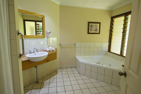Allumbah Pocket Cottages - Foster Accommodation 35