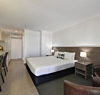 Smart Motels Bert Hinkler - Foster Accommodation