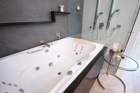 Oceans Mooloolaba - Foster Accommodation 35