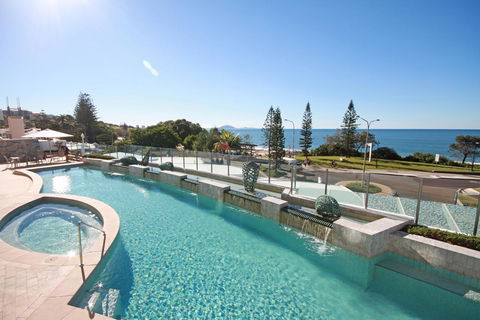 Oceans Mooloolaba - Foster Accommodation 11