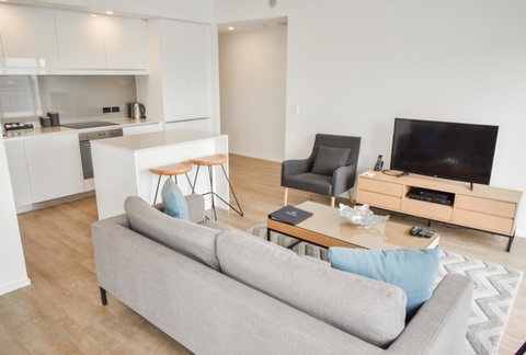 Belise Apartments - Foster Accommodation 8