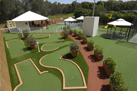 Fairways Golf & Beach Retreat Bribie Island - Foster Accommodation 18