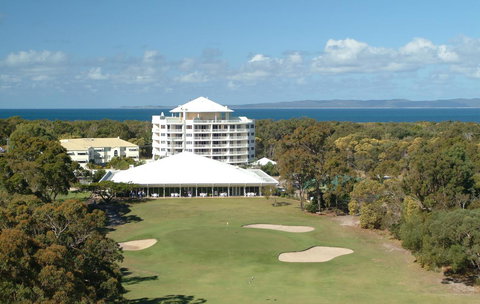 Fairways Golf & Beach Retreat Bribie Island - Foster Accommodation 10