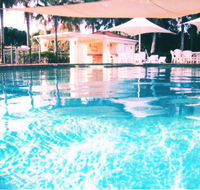 Waterfront Resort Villa with Buggy - Foster Accommodation