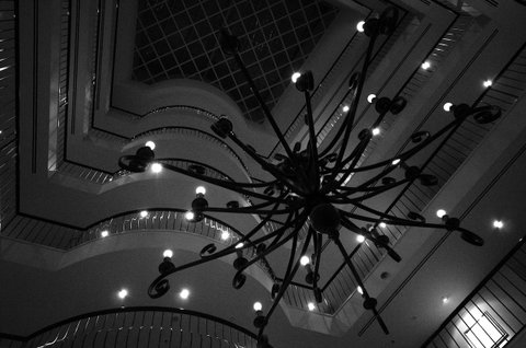 Central Cosmo Apartment Hotel - Foster Accommodation 17