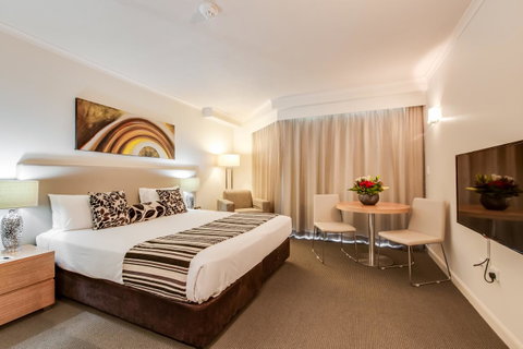 Central Cosmo Apartment Hotel - Foster Accommodation 19