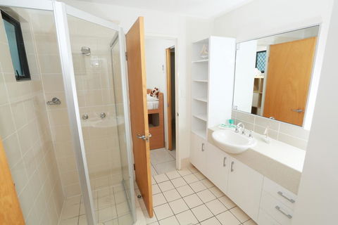 Beach Club Resort Mooloolaba - Foster Accommodation 25