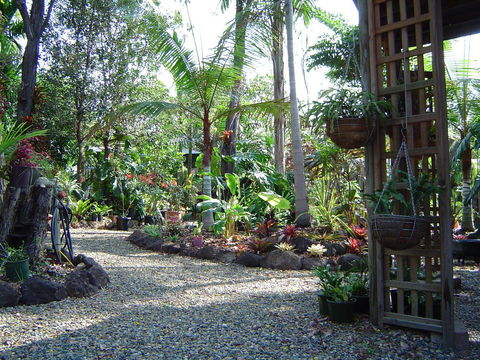 Forest Lodge: Little Villa - Foster Accommodation 16