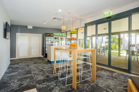 Mantra Hervey Bay - Foster Accommodation 7