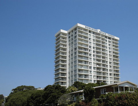 Burleigh Beach Tower - Foster Accommodation 4
