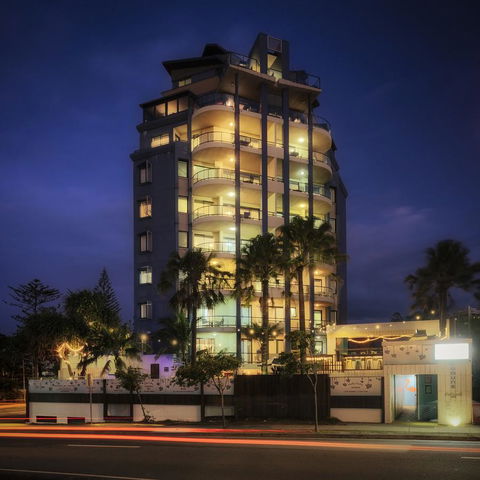 Komune Resort And Beach Club Greenmount Beach - Foster Accommodation 15