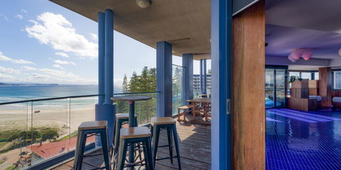 Komune Resort And Beach Club Greenmount Beach - Foster Accommodation 11