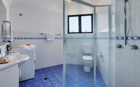 Komune Resort And Beach Club Greenmount Beach - Foster Accommodation 37