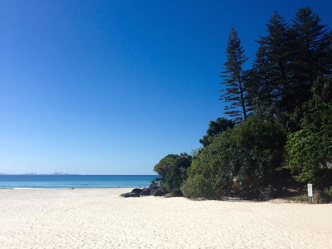 Komune Resort And Beach Club Greenmount Beach - Foster Accommodation 22