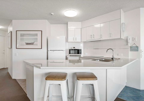 Sailport Mooloolaba Apartments - Foster Accommodation 25
