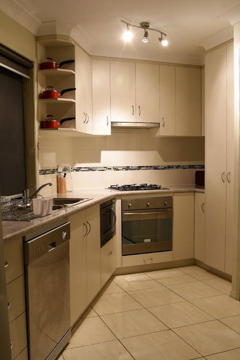 Atricom - Foster Accommodation 6