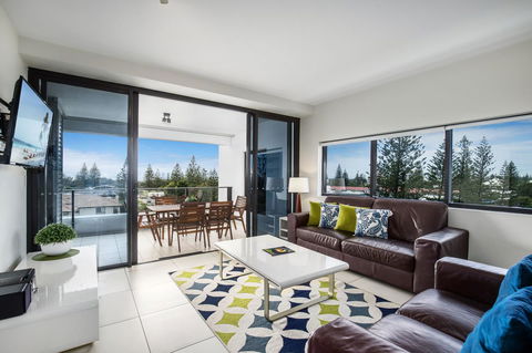 Ultra Broadbeach - Foster Accommodation 11