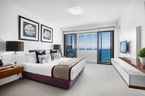 Ultra Broadbeach - Foster Accommodation 18