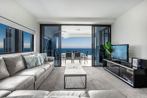 Ultra Broadbeach - Foster Accommodation 34