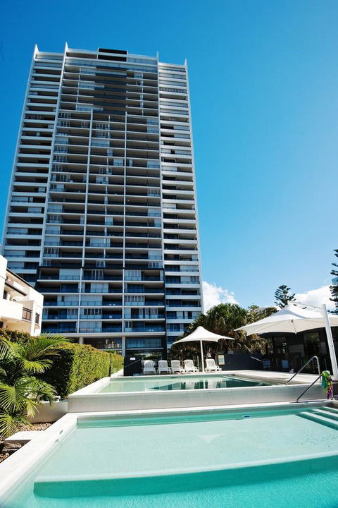 Ultra Broadbeach - Foster Accommodation 0