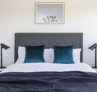 Ridge Apartment Hotel - Foster Accommodation
