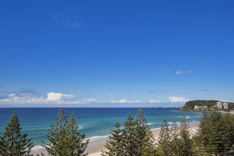 ULTIQA Burleigh Mediterranean Resort - Foster Accommodation 24