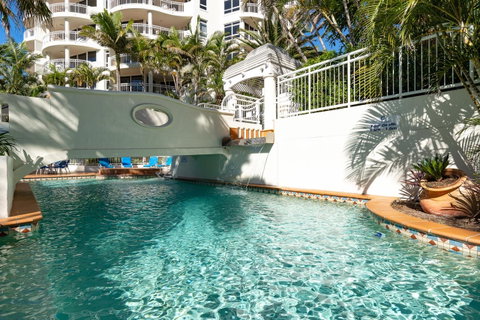 ULTIQA Burleigh Mediterranean Resort - Foster Accommodation 12