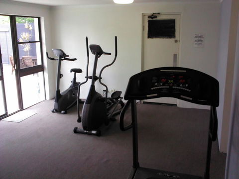 Northwind Beachfront Apartments - Foster Accommodation 6