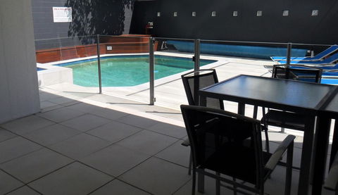 Northwind Beachfront Apartments - Foster Accommodation 12