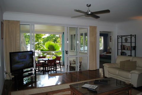 BeachView Apartments At Villa Paradiso - Foster Accommodation 22