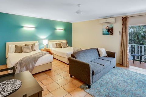 Coral Tree Inn - Foster Accommodation 6