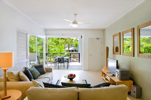 Verano Resort Noosa - Foster Accommodation 12