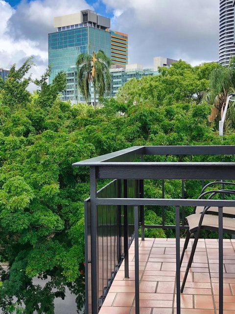 Soho Brisbane - Foster Accommodation 30