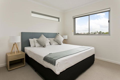 Arise Princess Regent Apartments - Foster Accommodation 9