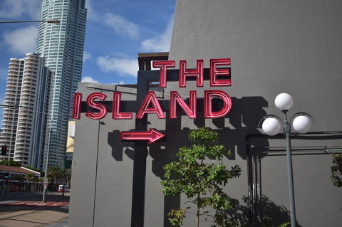 The Island Gold Coast - Foster Accommodation 42