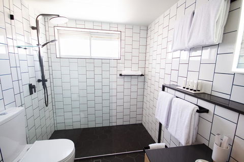 The Island Gold Coast - Foster Accommodation 3