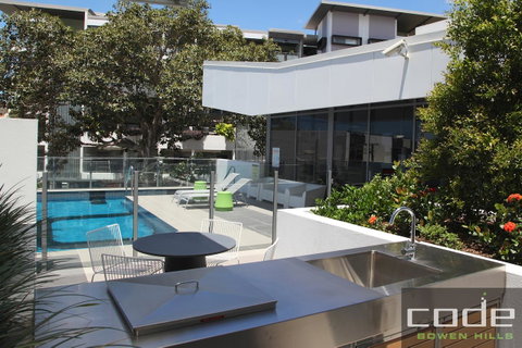 Code Apartments - Foster Accommodation 20