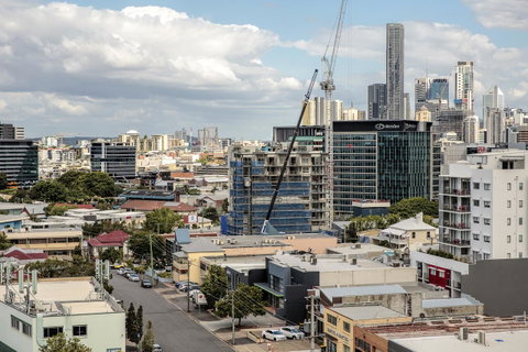 Code Apartments - Foster Accommodation 40